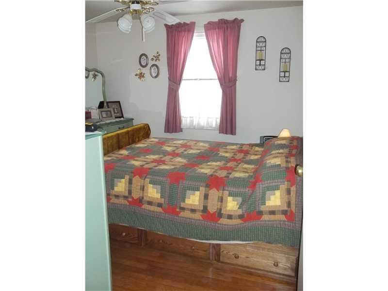 1817 Pulaski Road New Castle, PA 16105 - Photo 5 of 9 Master Bedroom.