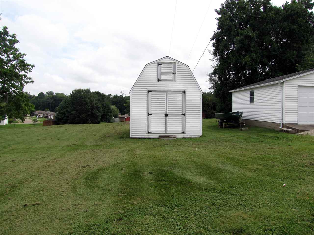 4900 West Martin Road Newburgh, IN 47630 - Photo 8 of 22