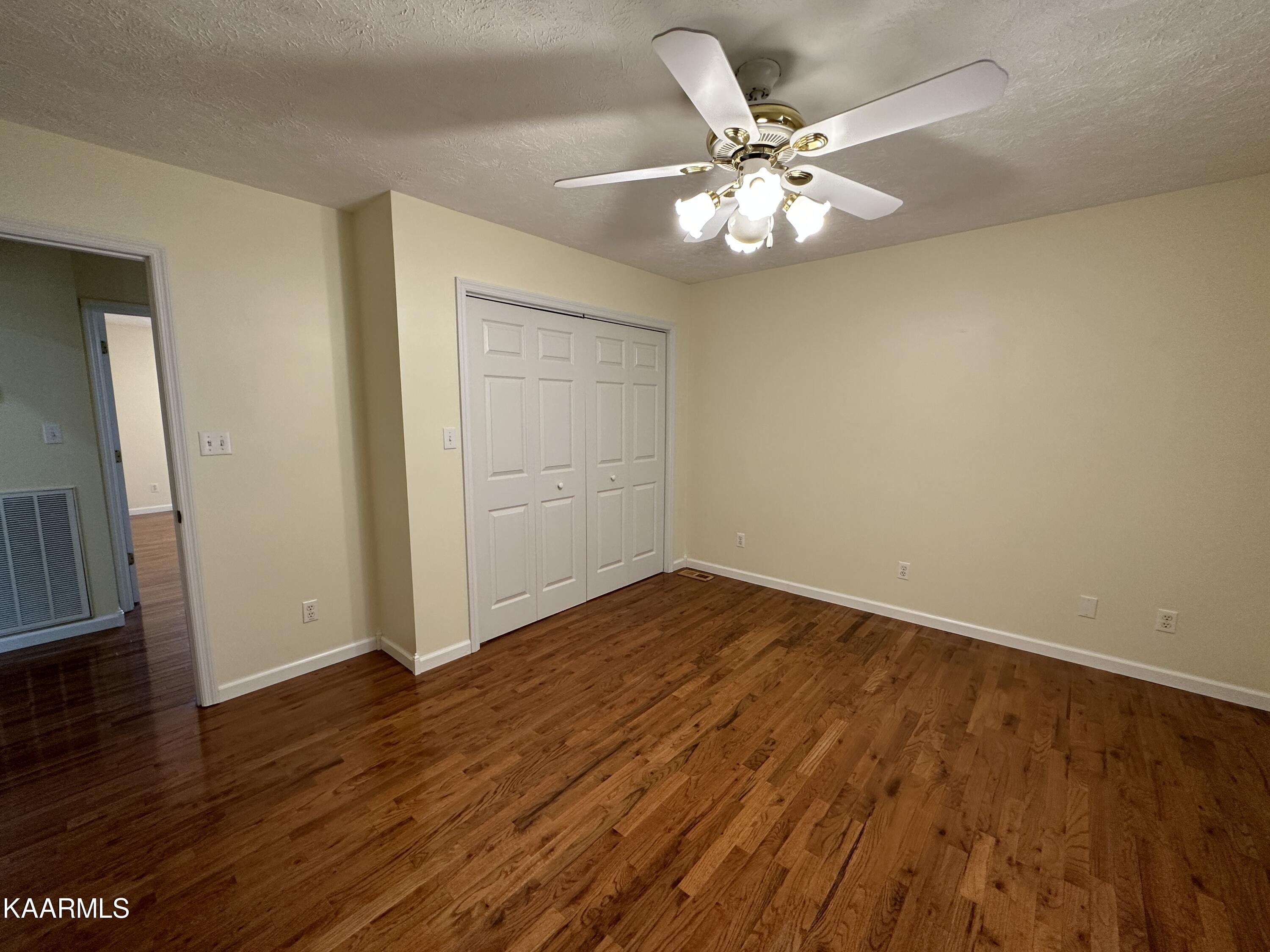 368 Peach Orchard Road Clinton, TN 37716 - Photo 27 of 32 IMG_8774