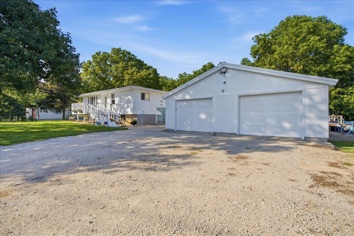 7302 Old Peoria Road Danvers, IL 61732 - Photo 2 of 38 Gallery Image 2