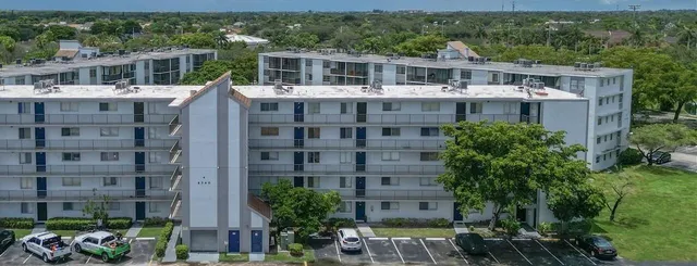 $1,950 | 8750 Sherman Circle North, Unit 307, Miramar, FL 33025