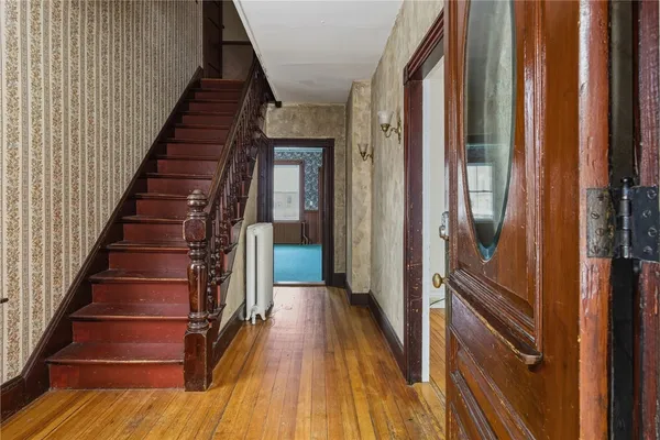 $1,200,000 | 20 Fair Street, Newport, RI 02840