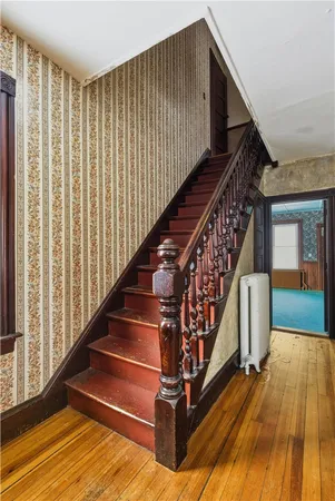 $1,200,000 | 20 Fair Street, Newport, RI 02840