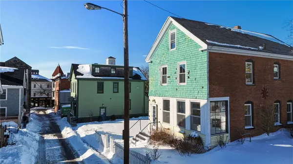 $1,200,000 | 20 Fair Street, Newport, RI 02840