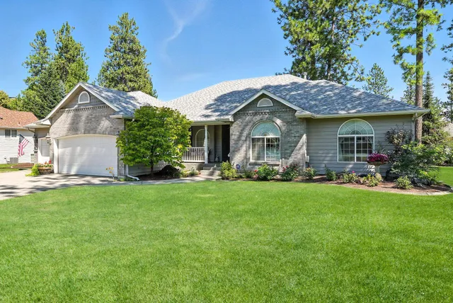 $630,000 | 6908 North East Bluff Court, Spokane, WA 99208