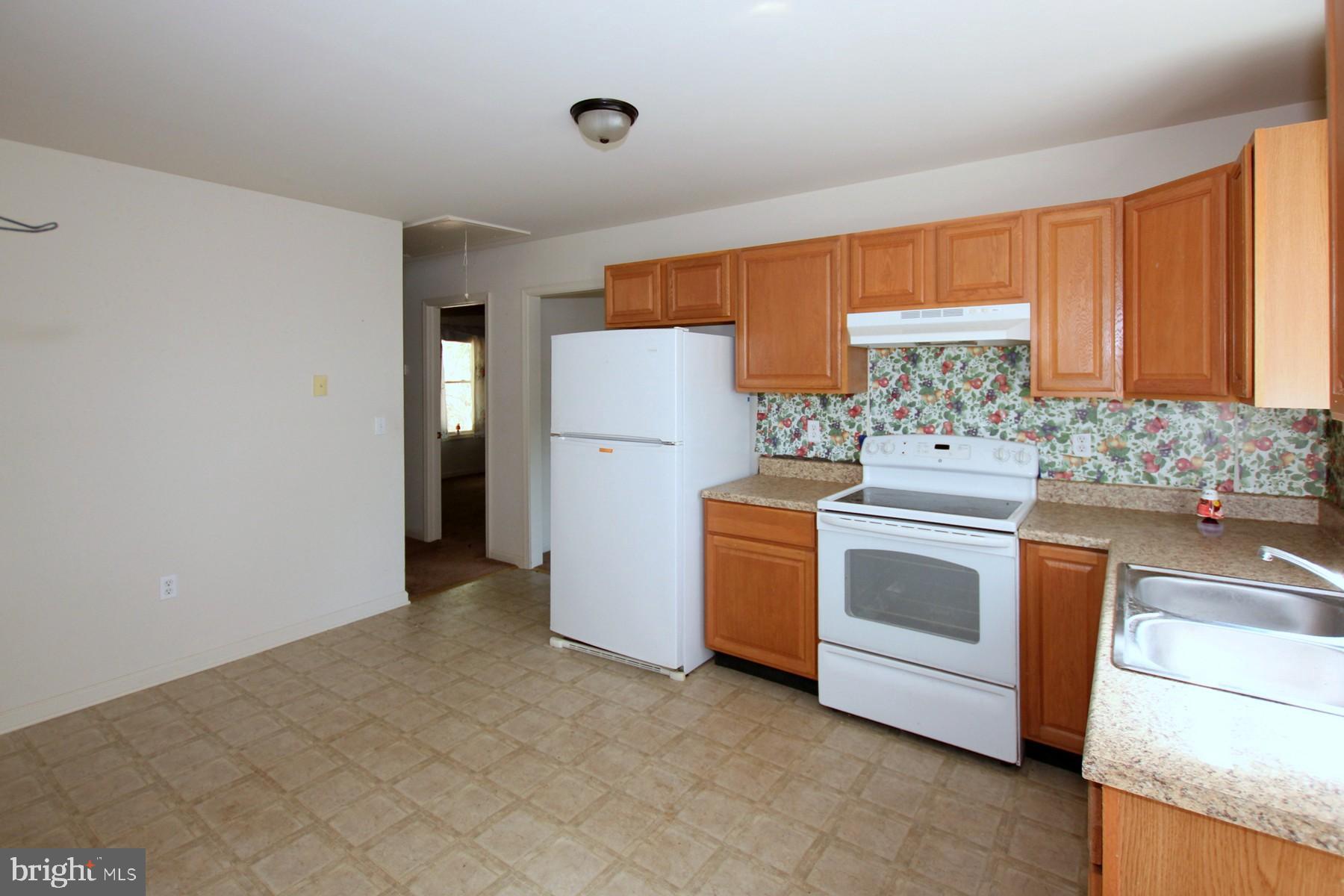 4063 Payne Road Preston, MD 21655 - Photo 6 of 17 Kitchen