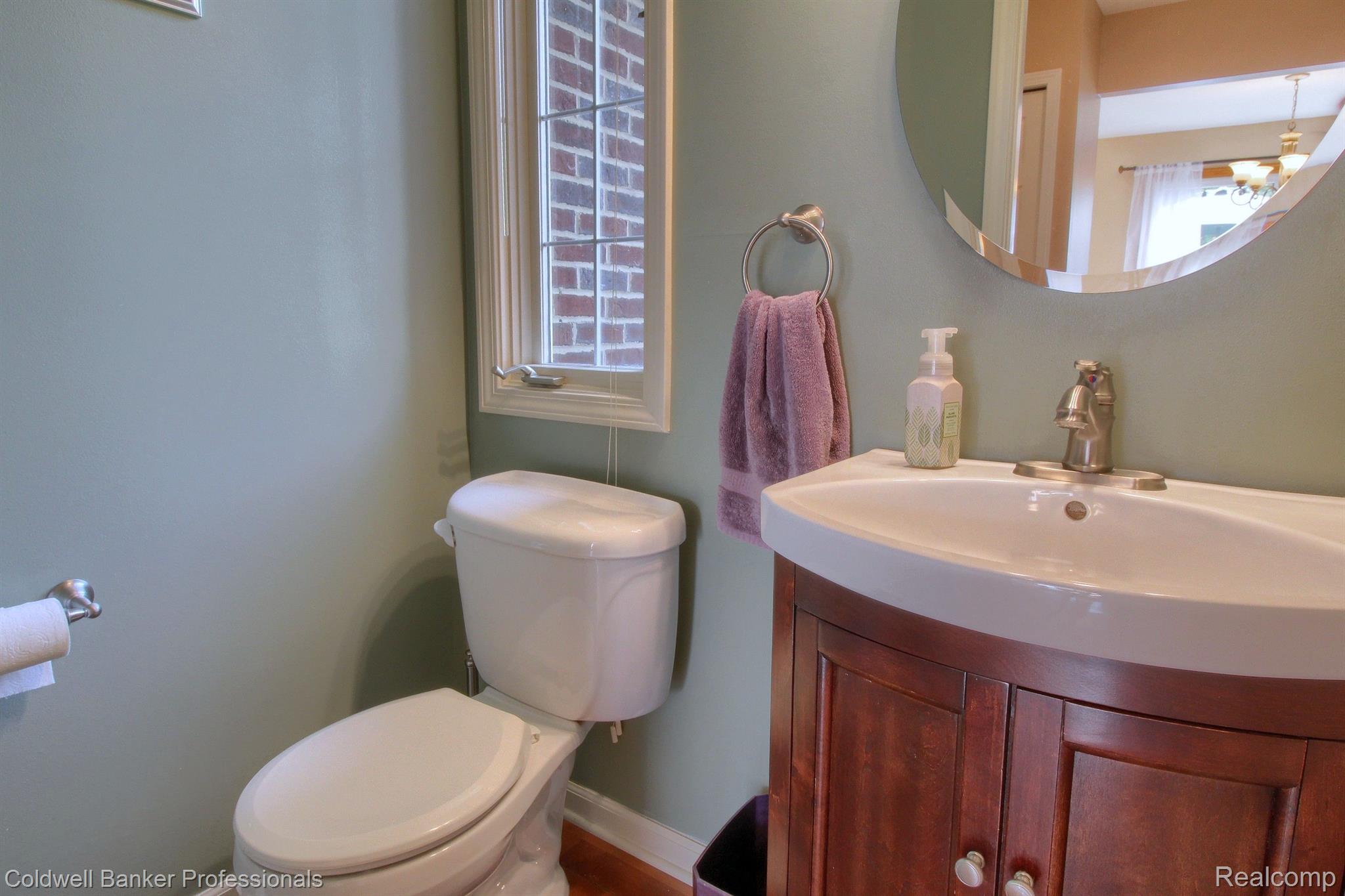 46430 Inverness Road Canton, MI 48188 - Photo 20 of 47 Powder Room