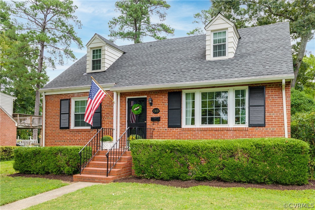 Welcome to 1313 Foster Road !