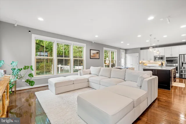 $1,544,900 | 9091 Bear Branch Place, Fairfax, VA 22031