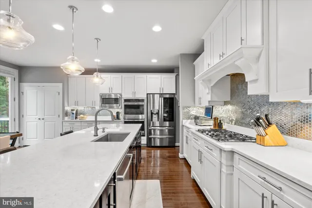 $1,544,900 | 9091 Bear Branch Place, Fairfax, VA 22031