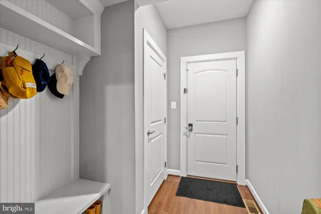 $1,544,900 | 9091 Bear Branch Place, Fairfax, VA 22031