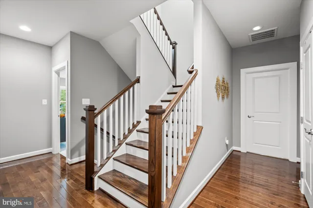 $1,544,900 | 9091 Bear Branch Place, Fairfax, VA 22031