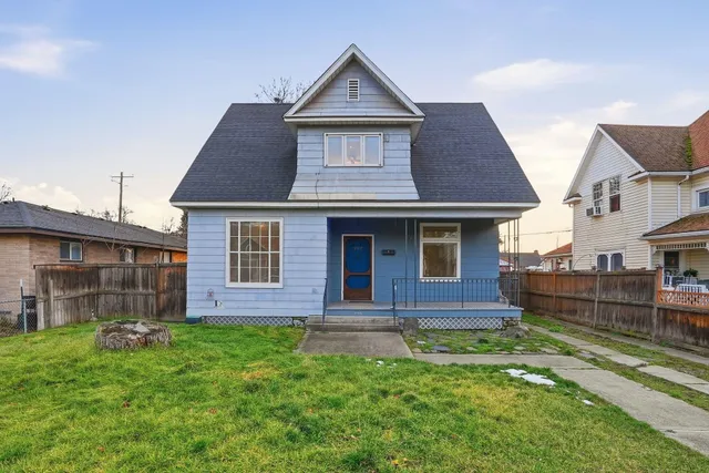 $325,000 | 907 West Fairview Avenue, Spokane, WA 99205