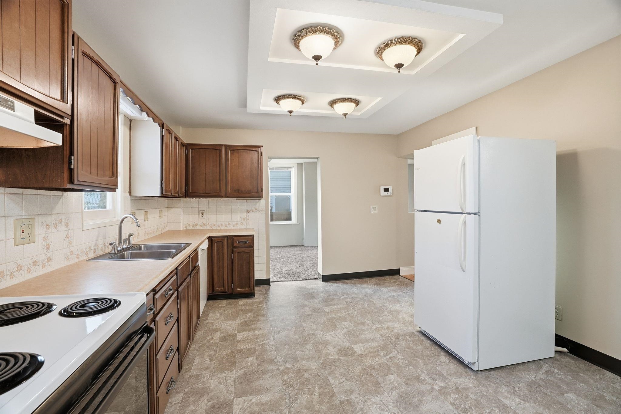 907 West Fairview Avenue Spokane, WA 99205 - Photo 4 of 16