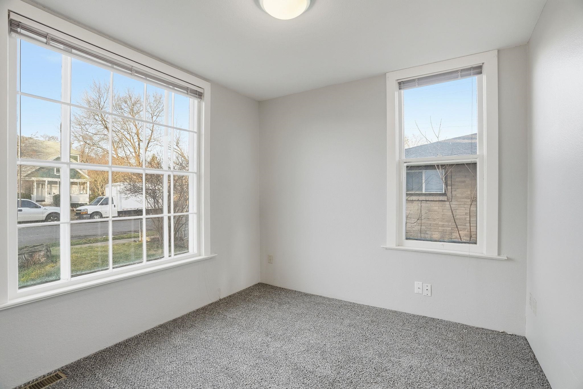 907 West Fairview Avenue Spokane, WA 99205 - Photo 5 of 16