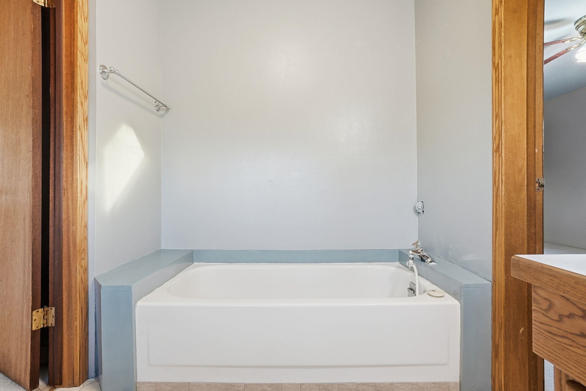 907 West Fairview Avenue Spokane, WA 99205 - Photo 9 of 16