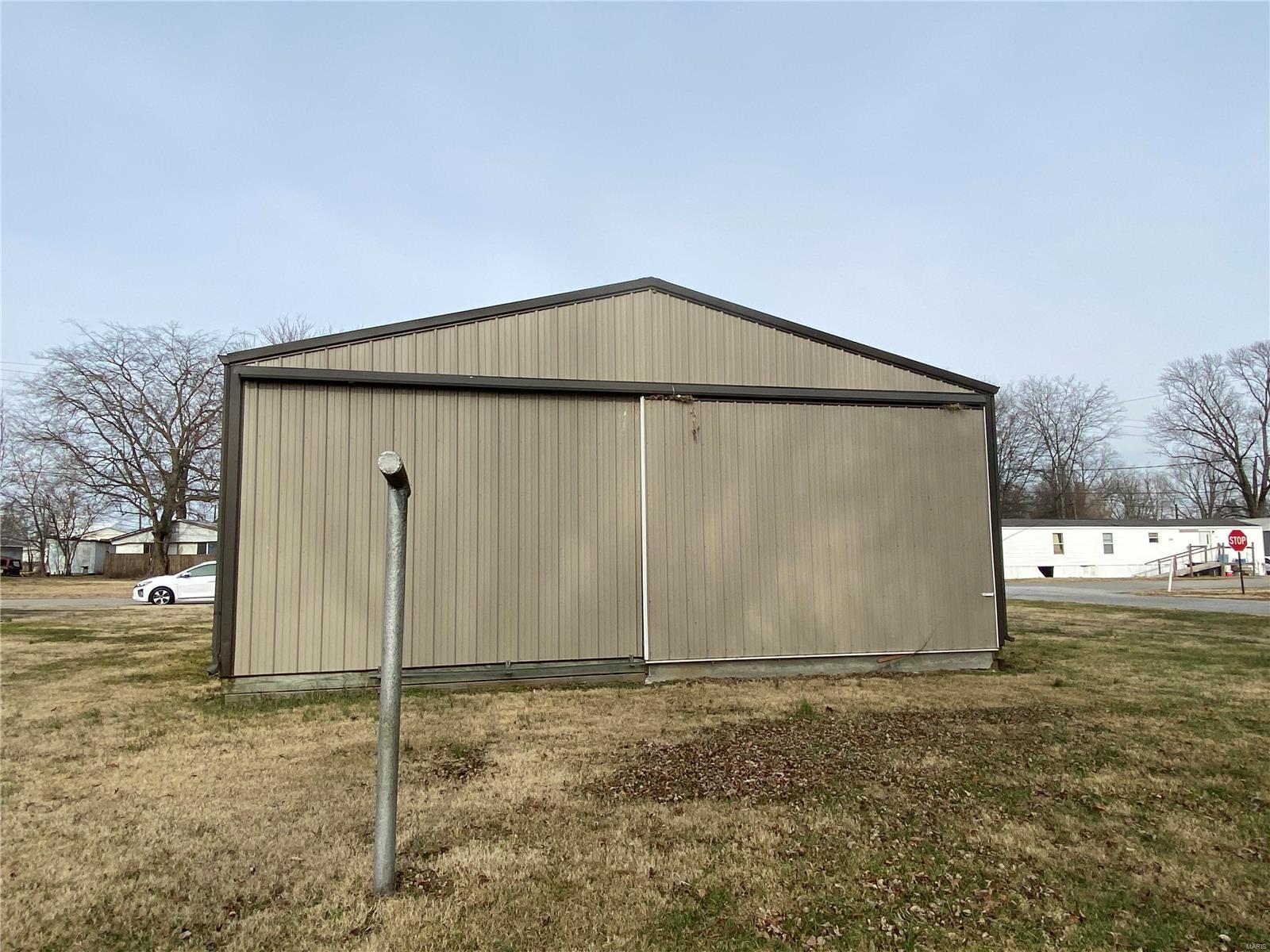 608 West Elm Street Ridgway, IL 62979 - Photo 1 of 15 Gallery Image 1