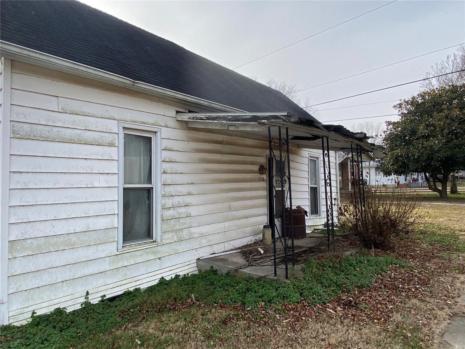 608 West Elm Street Ridgway, IL 62979 - Photo 8 of 15 Gallery Image 8