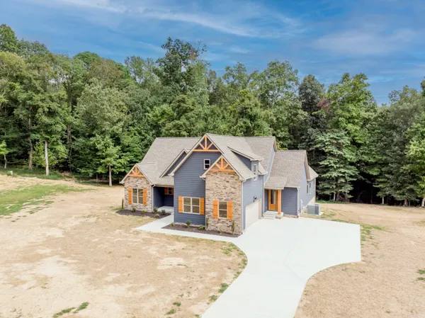 $895,000 | 1191 Hangar Road, Springfield, TN 37172