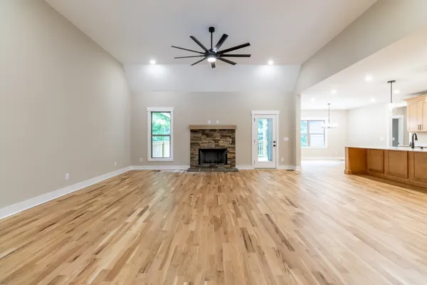 $895,000 | 1191 Hangar Road, Springfield, TN 37172