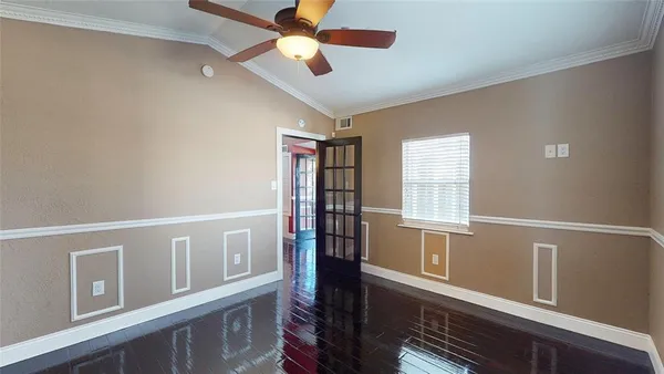a view of entryway and hall
