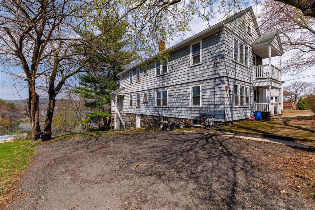 39 Boyd Street Worcester, MA 01606 - Photo 2 of 36