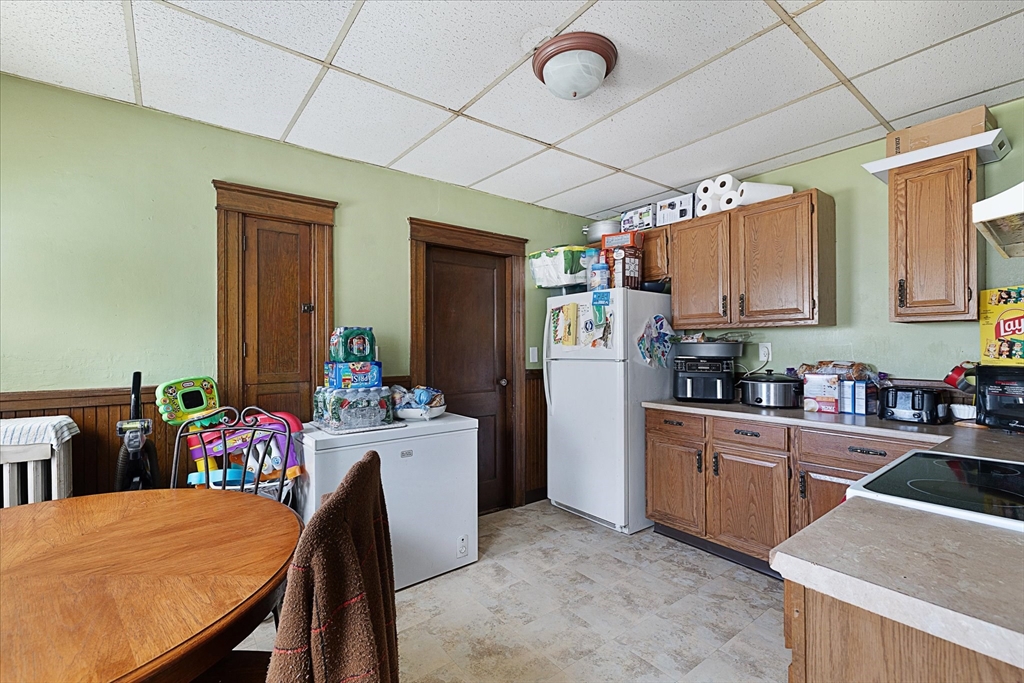 39 Boyd Street Worcester, MA 01606 - Photo 26 of 36