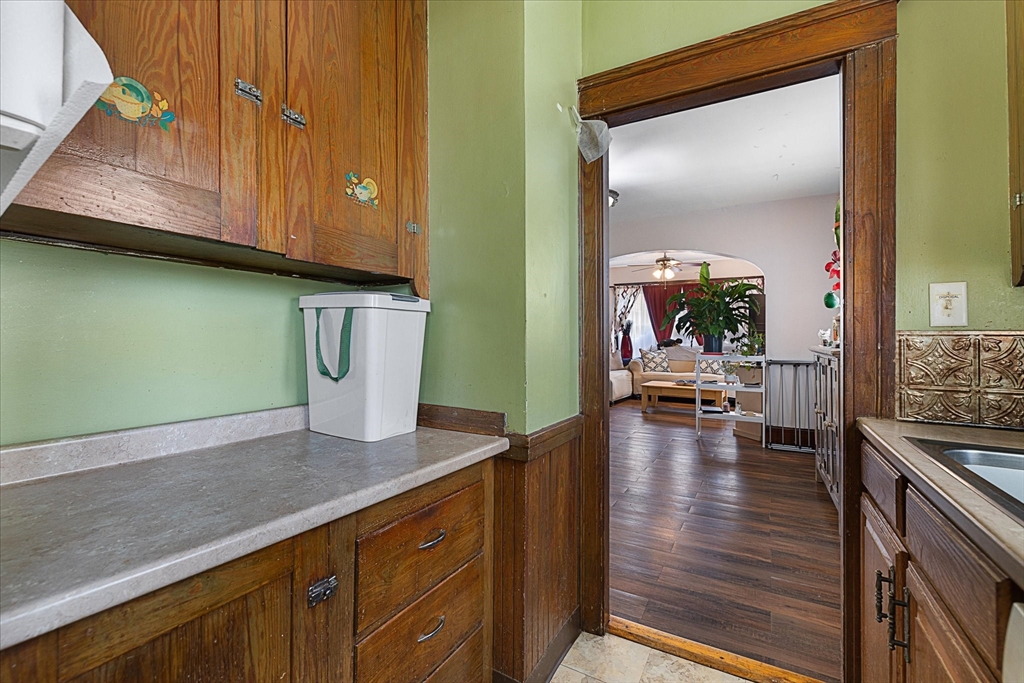 39 Boyd Street Worcester, MA 01606 - Photo 28 of 36