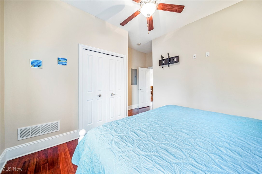4699 Lake Road, Unit 401 Geneva, OH 44041 - Photo 20 of 36