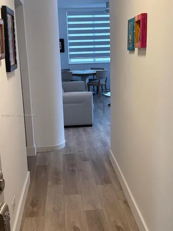 $3,700 | 5005 Collins Avenue, Unit 1525, Miami Beach, FL 33140