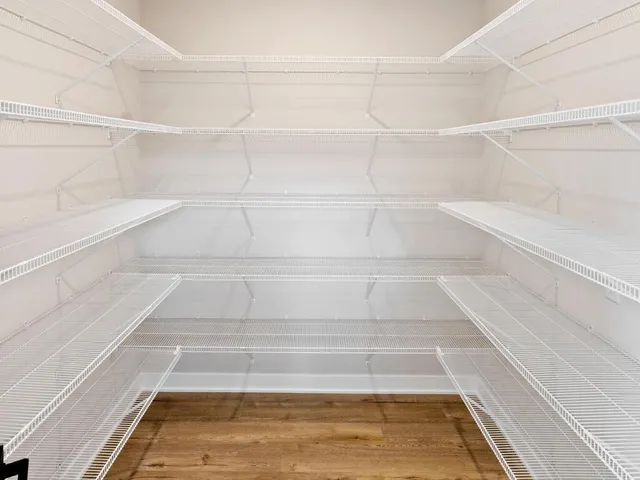 $799,990 | 7422 Waverly Avenue, Shakopee, MN 55379