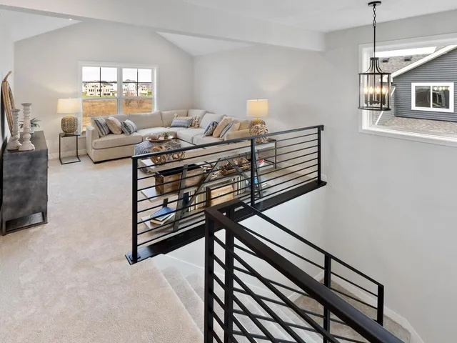 $799,990 | 7422 Waverly Avenue, Shakopee, MN 55379