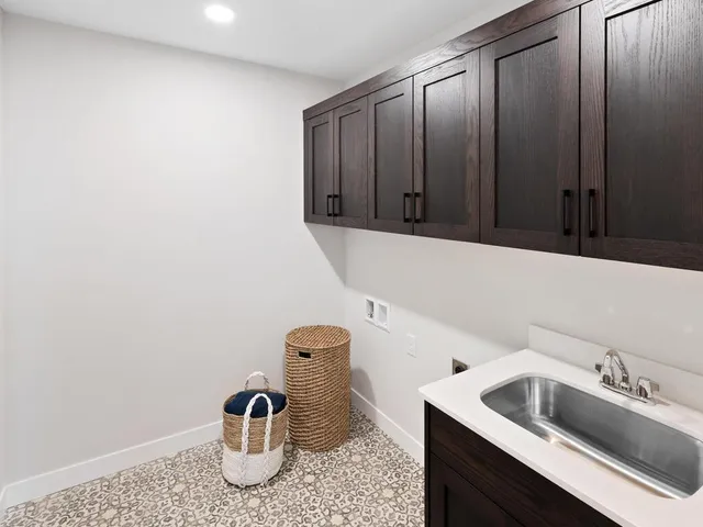 $799,990 | 7422 Waverly Avenue, Shakopee, MN 55379