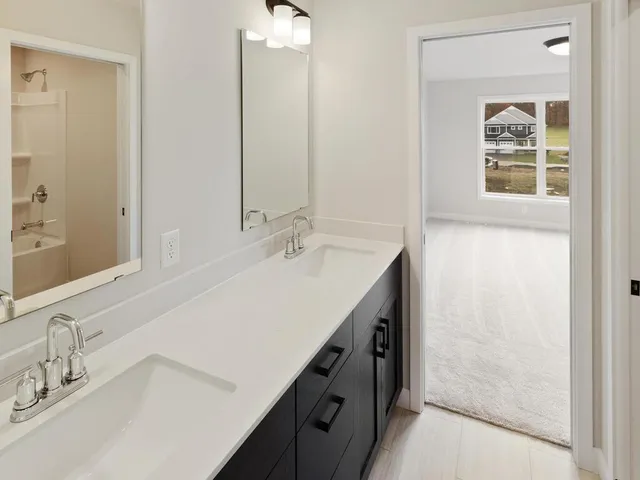 $799,990 | 7422 Waverly Avenue, Shakopee, MN 55379