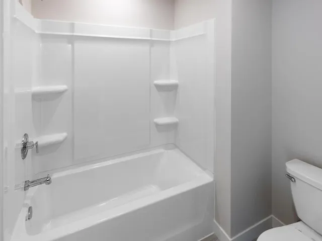 $799,990 | 7422 Waverly Avenue, Shakopee, MN 55379