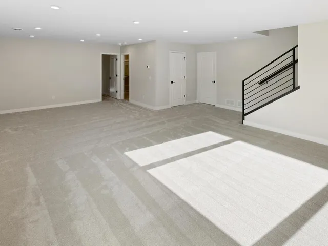 $799,990 | 7422 Waverly Avenue, Shakopee, MN 55379