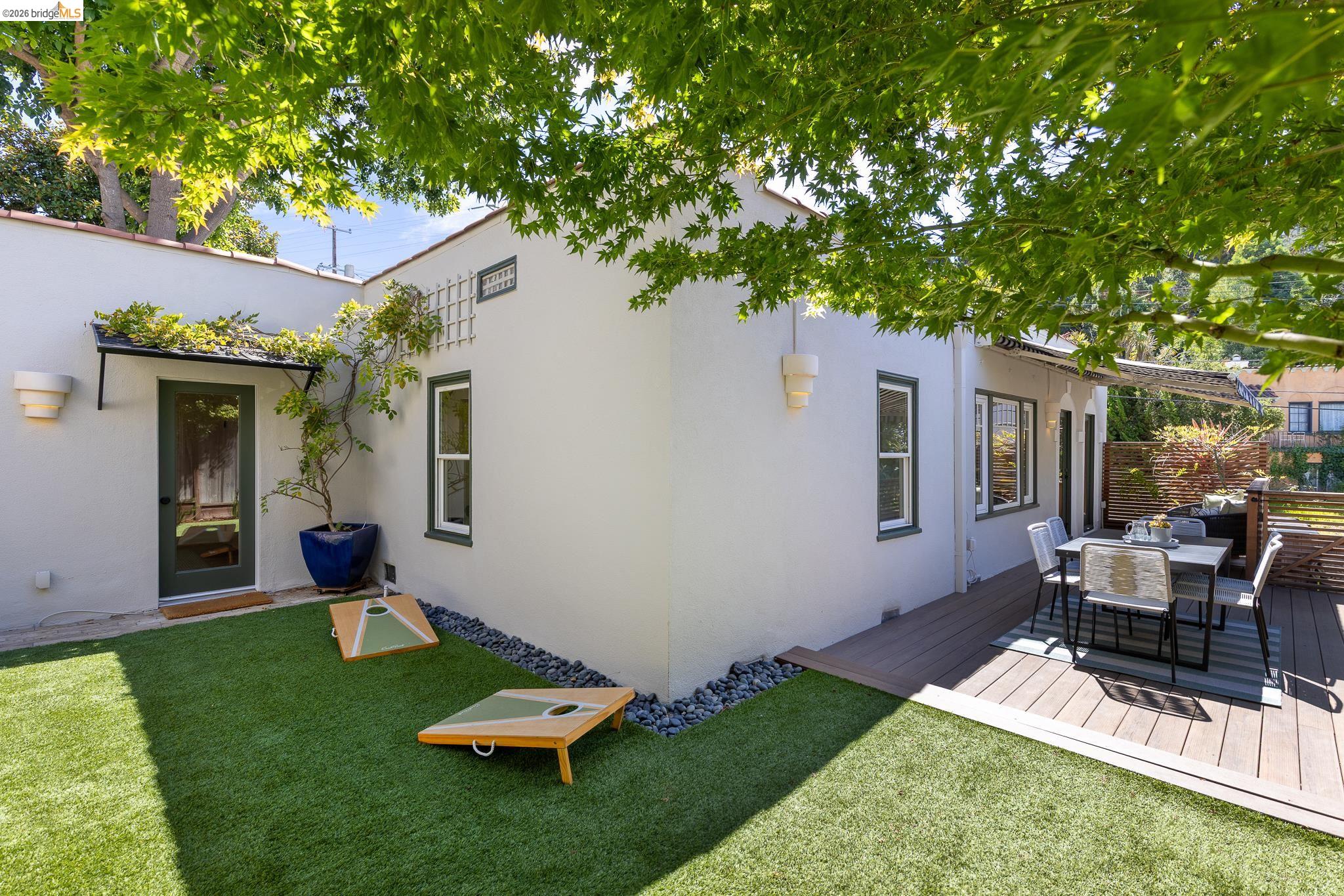 1240 Bates Road Oakland, CA 94610 - Photo 36 of 46 Gallery Image 36