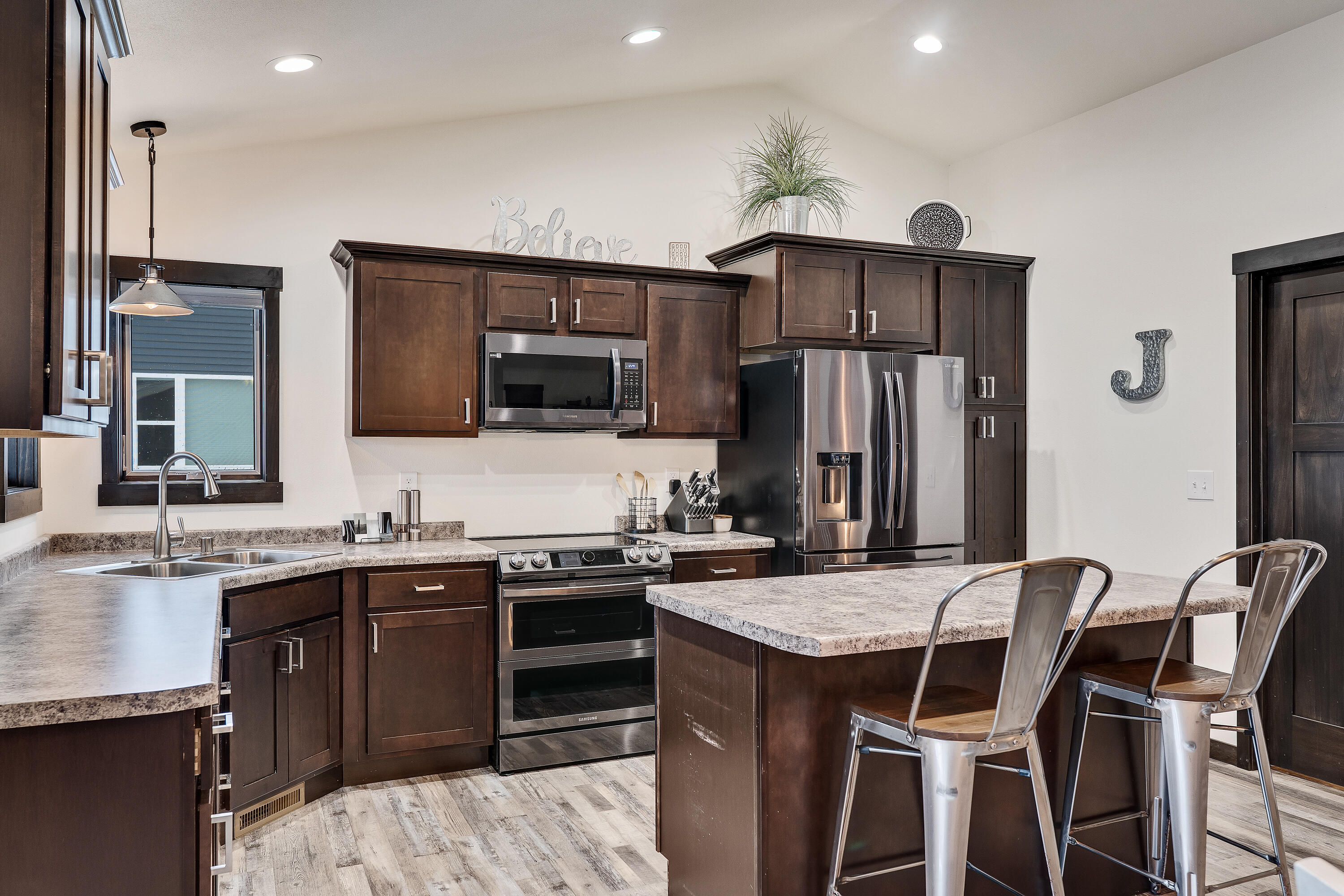 2012 Elinor Lane Holmen, WI 54636 - Photo 10 of 35 Kitchen