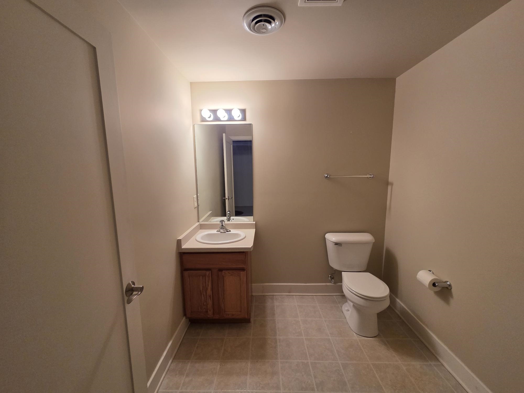 1020 Prospect Avenue, Unit 8 Portage, WI 53901 - Photo 22 of 34