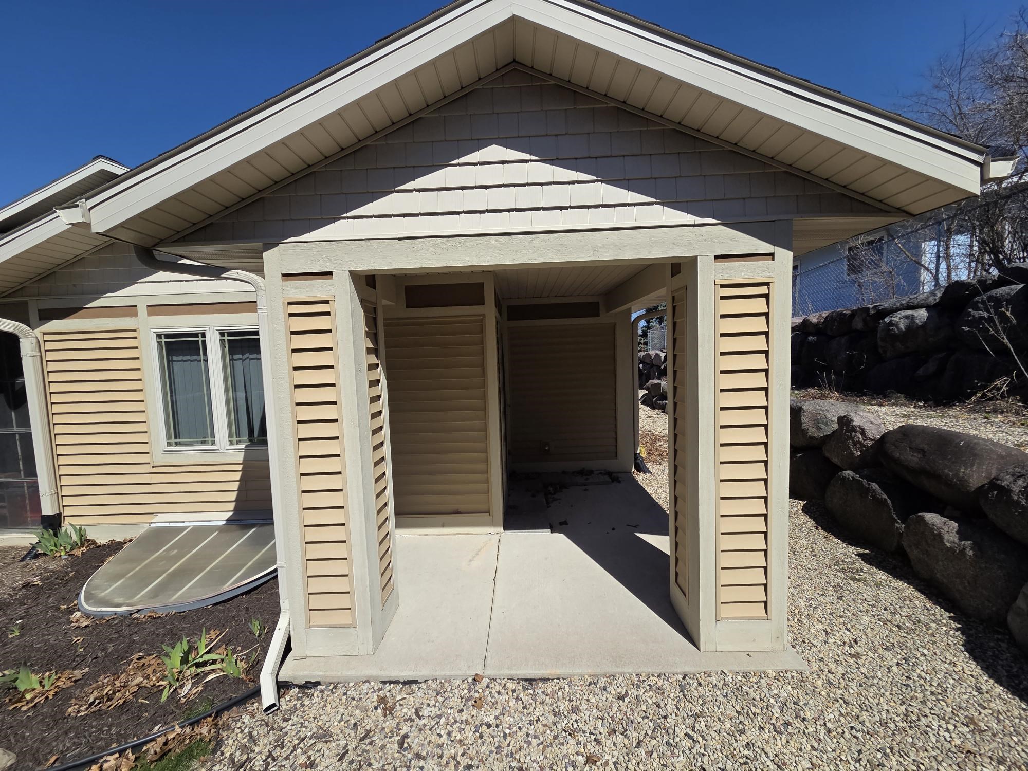 1020 Prospect Avenue, Unit 8 Portage, WI 53901 - Photo 33 of 34