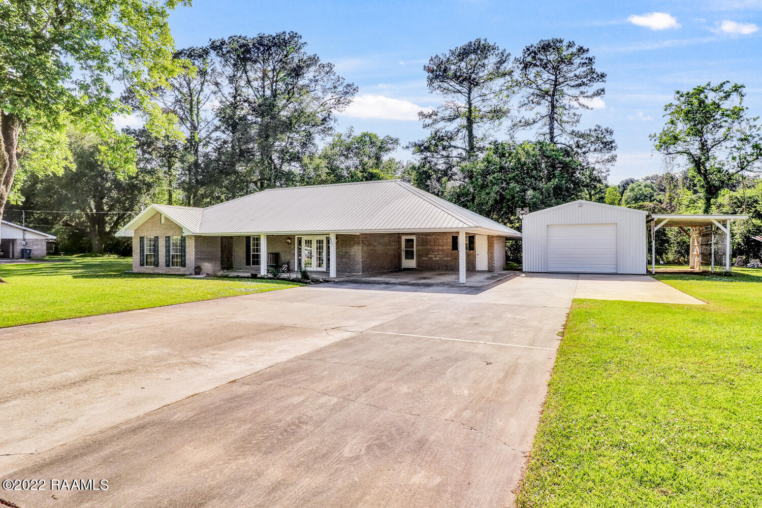 207 Rim Road Lafayette, LA 70507 - Photo 2 of 20 Gallery Image 2