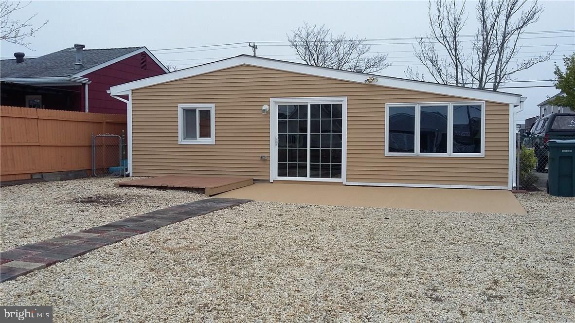 1061 Radio Road Tuckerton, NJ 08087 - Photo 2 of 28 Gallery Image 2