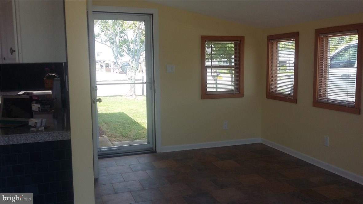 1061 Radio Road Tuckerton, NJ 08087 - Photo 5 of 28 Gallery Image 5
