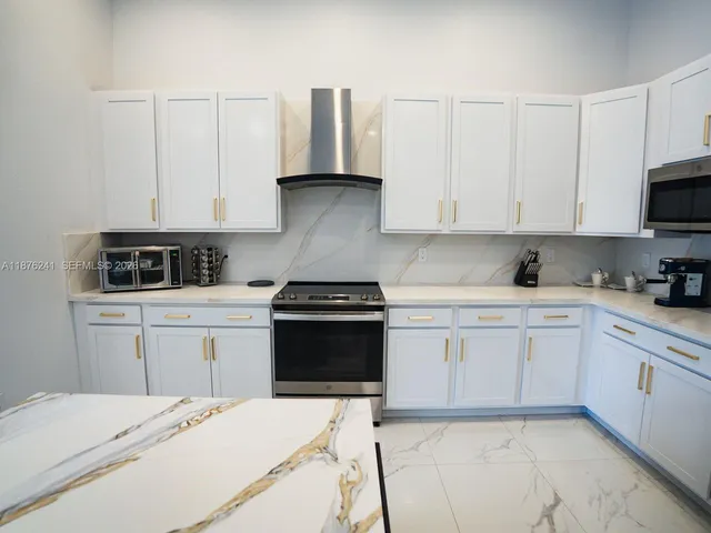 $1,199,000 | 14478 Southwest 21st Street, Miami, FL 33175