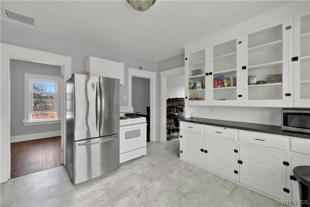115 Grove Street Buffalo, NY 14207 - Photo 4 of 20