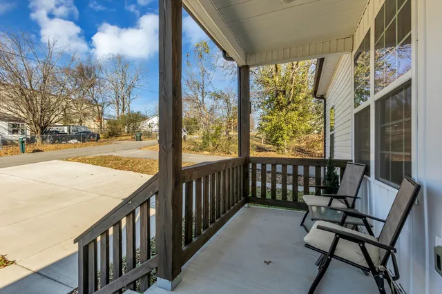 $305,000 | 313 Hardin Avenue, Dickson, TN 37055