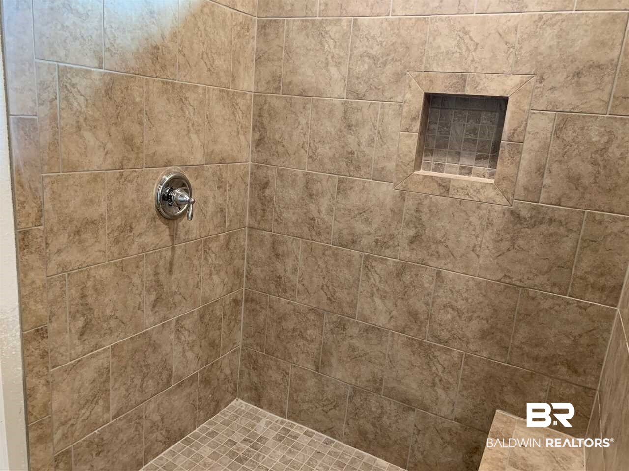 1332 Kairos Loop Foley, AL 36535 - Photo 10 of 17 Tile shower with glass do