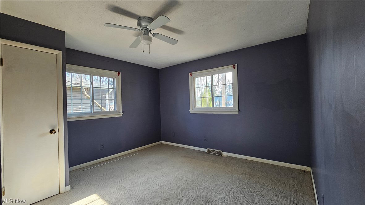 202 Ashtabula Point Rome, OH 44085 - Photo 19 of 41 Main floor Bedroom