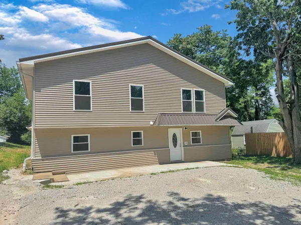 $259,900 | 407 South 8th Street, Boonville, IN 47601