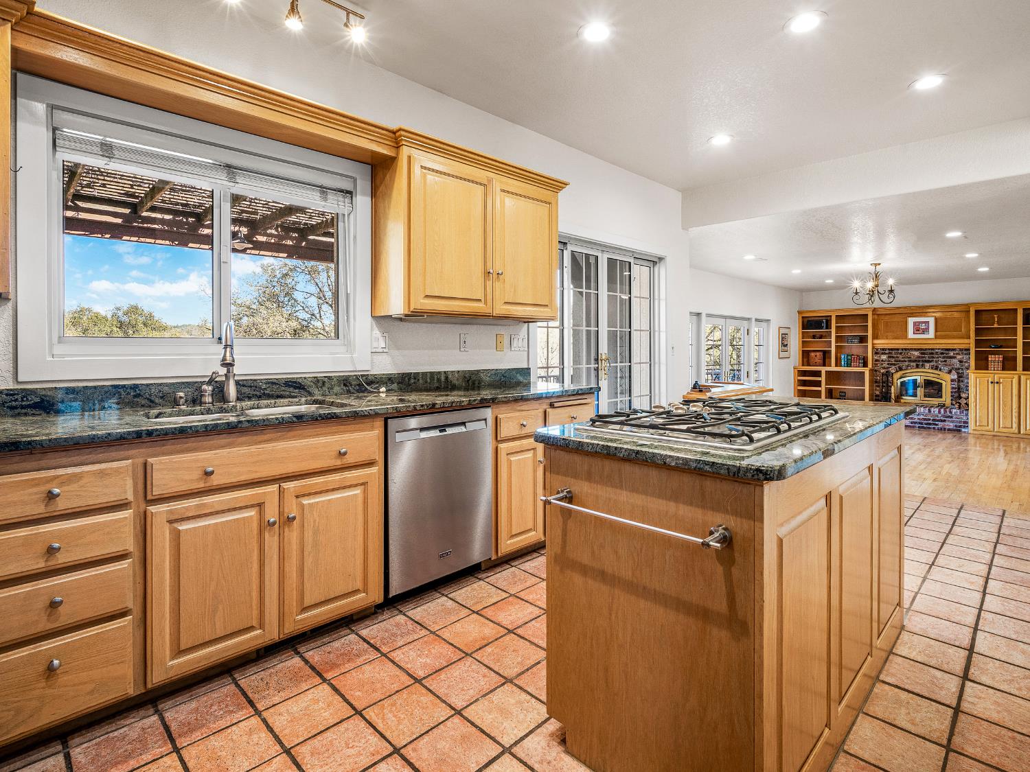 5373 Prairie Loop Placerville, CA 95667 - Photo 14 of 32